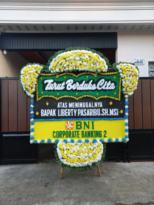 Papan Bunga Duka di Cisantren Kidul